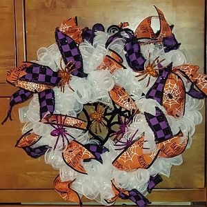 HANDMADE 12 IN HALLOWEEN DECO MESH "SPIDER" WREATH